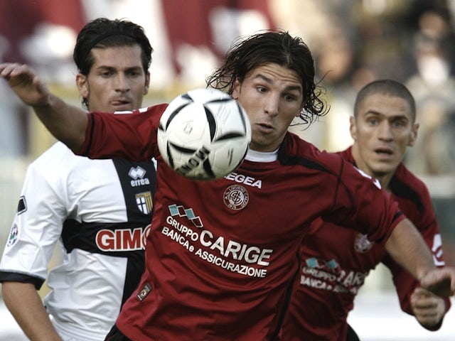 Livorno's Paulinho in action against Parma on November 19, 2006
