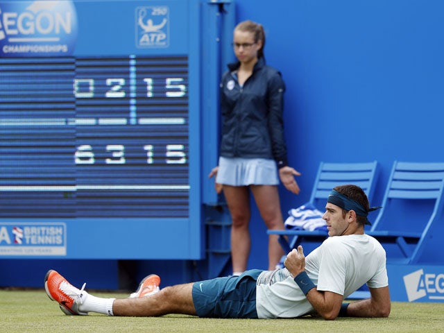 Del Potro eases through to last eight at Queen's