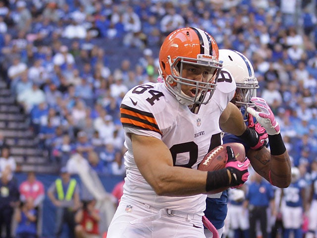 Cleveland Browns' Jordan Cameron in action on October 21, 2012