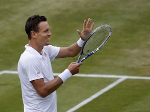 Berdych beats Brands in straight sets