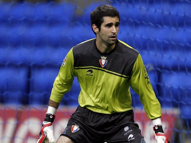 Osasuna goalkeeper Asier Riesgo during the friendly match against Bolton Wanderers on August 6, 2010