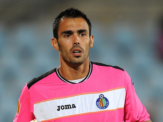 Getafe goalkeeper Jordi Codina in action on September 16, 2010