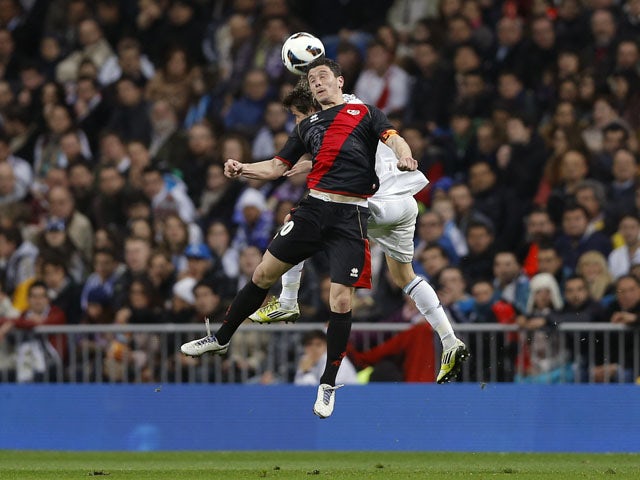 Rayo Vallecano's Piti heads the ball during the La Liga match with Real Madrid on February 17, 2013