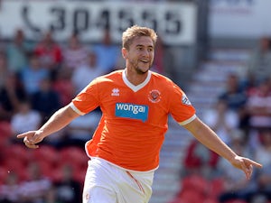 Blackpool striker to undergo operation