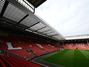 Hull supporters' bus attacked near Anfield