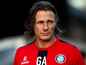 Ainsworth apologises to Wycombe fans