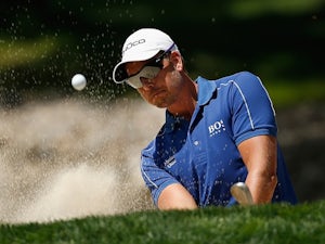 Stenson shares lead at home