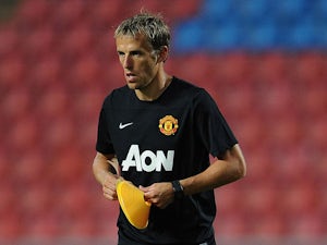 Phil Neville expects "tight, tense" derby