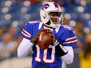 Browns to try out Young, Thigpen