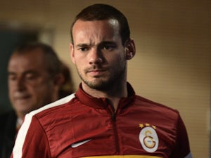 Sneijder: 'I won't leave Galatasaray for Man Utd'