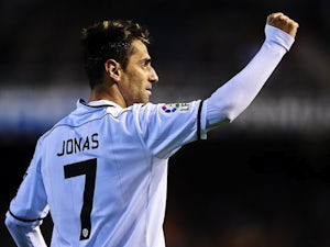 Jonas fires Benfica past Moreirense