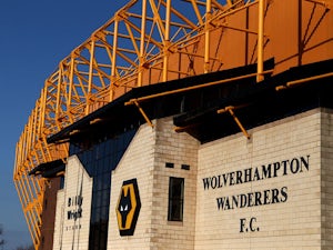 Police leave fake 'bomb' at Molineux