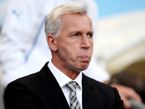 Pardew: Flight home was "really hairy"