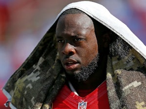 McCoy signs seven-year deal with Buccaneers
