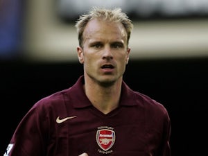 OTD: Bergkamp scores first Arsenal goals