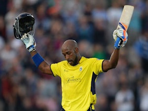 Carberry stars in Scorchers victory