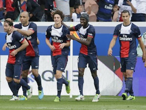  Two late strikes seal PSG win