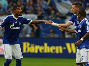 Boateng brace helps Schalke beat Bremen