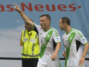 Wolfsburg earn away win
