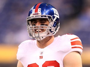Giants' Bear Pascoe in action against the Colts on September 19, 2010