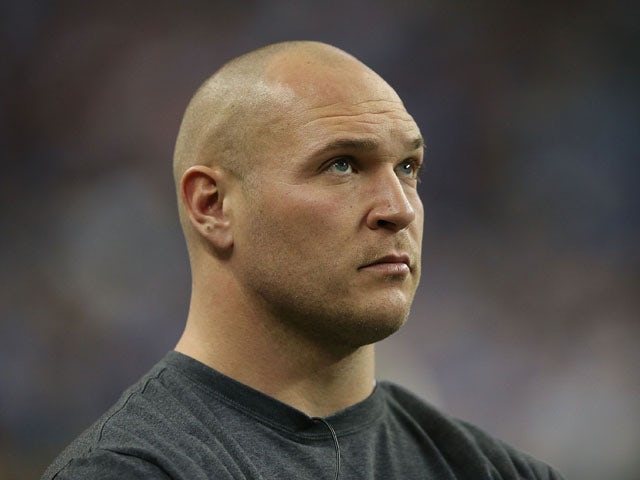 Brian Urlacher #54 of the Chicago Bears watches the action during the game against the Detroit Lions at Ford Field on December 30, 2012 