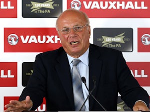FA chairman defends England supporters