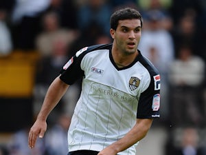 Plymouth sign Bencherif