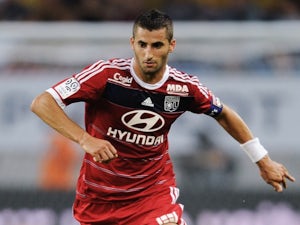 Arsenal back in for Maxime Gonalons?