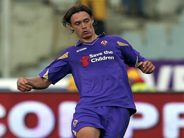 Fiorentina's Per Kroldrup in action against Chievo on November 7, 2010