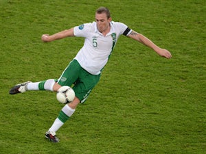Irish defender Richard Dunne controls the ball during the Euro 2012 football championships match Italy vs Republic of Ireland on June 18, 2012