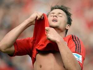 Team News: Boenisch drops out for Leverkusen