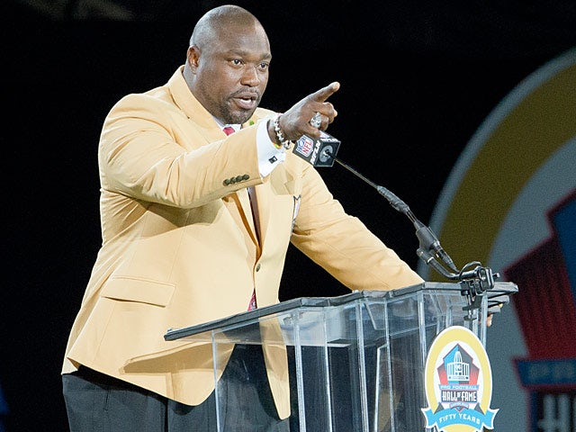 Former Tampa Bay Buccaneers' Warren Sapp during his speech at the NFL Class of 2013 Enshrinement Ceremony on August 3, 2013