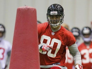 Falcons TE Levine Toilolo practices on May 4, 2013