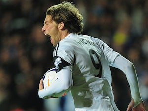 Michu pays tribute to Swansea City