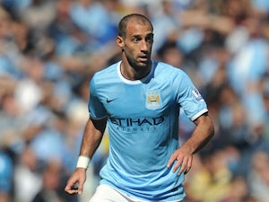 Zabaleta leaves Leicester game with injury