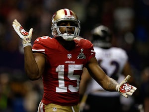 Raiders sign wide receiver Crabtree