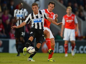 Team News: Gosling makes first Blackpool start at Wigan