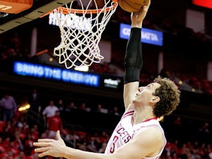 Omer Asik ruled out for three weeks