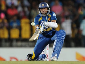 Sri Lanka set target of 212 in second T20
