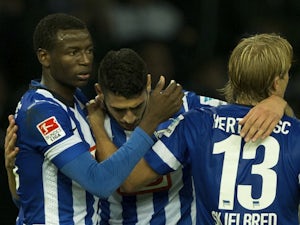 Hertha edge out 10-man Braunschweig