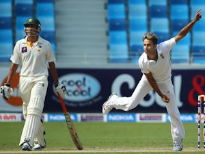 20 wickets fall on day two of SA, India Test