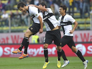 Handanovic mistake sees Parma ahead