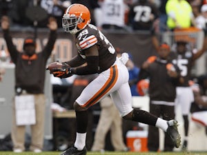 Gipson signs franchise-tag tender