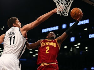 Irving injures knee in Cavaliers win