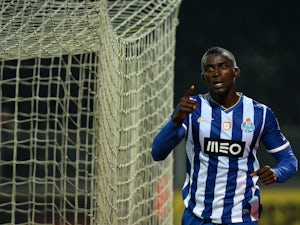 Porto snatch late draw at Shakhtar