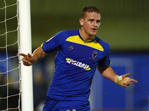 Strutton loan boosts Aldershot