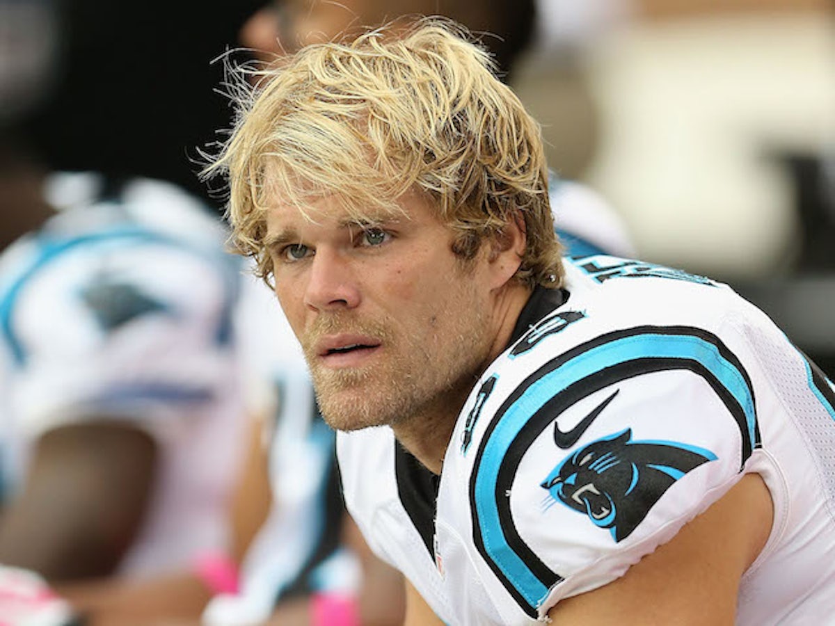 : Greg Olsen 2017 Score #100 - Carolina Panthers : Sports &  Outdoors