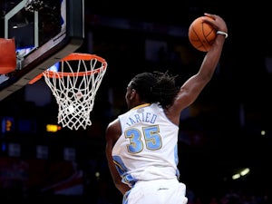 Last-gasp Nuggets down Warriors