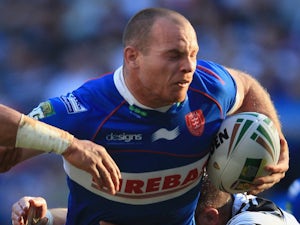 Lovegrove staying with Hull KR