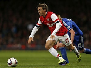 Monreal watches 'The Notebook' during England match